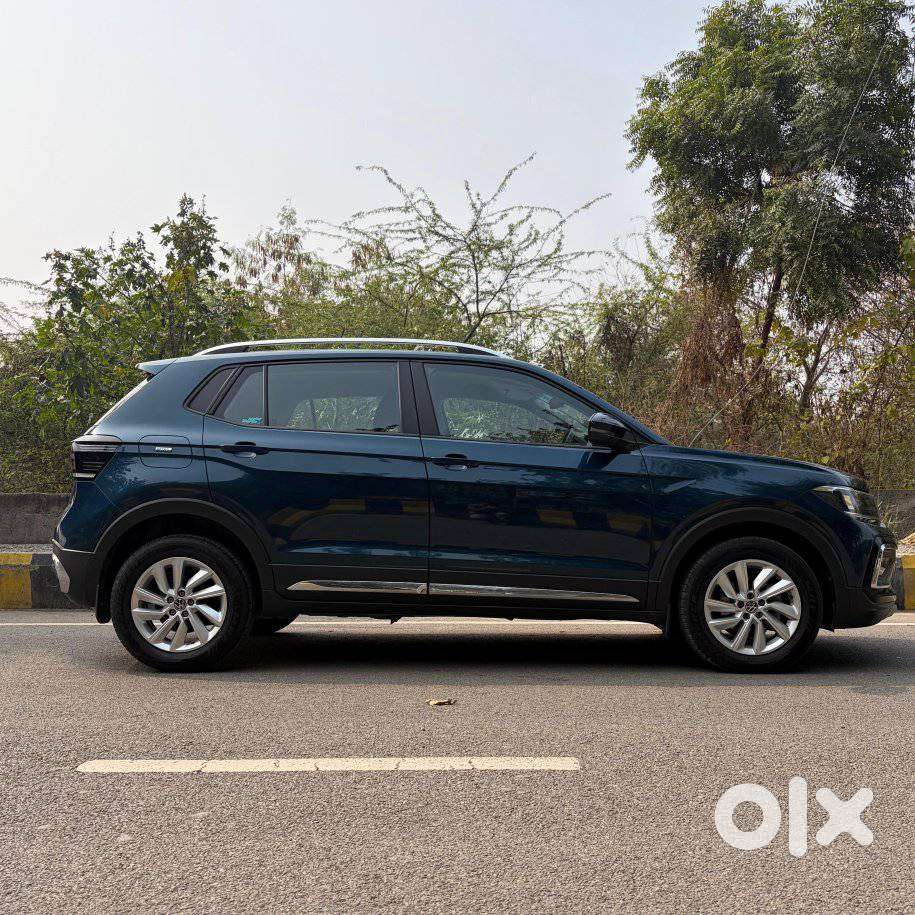 Volkswagen Taigun 1.0 Tsi Highline At, 2023, Petrol