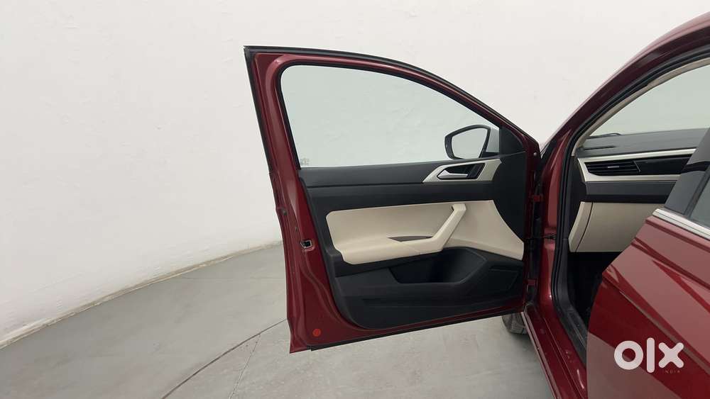 Volkswagen Virtus 1.0 Topline Tsi At, 2023, Petrol