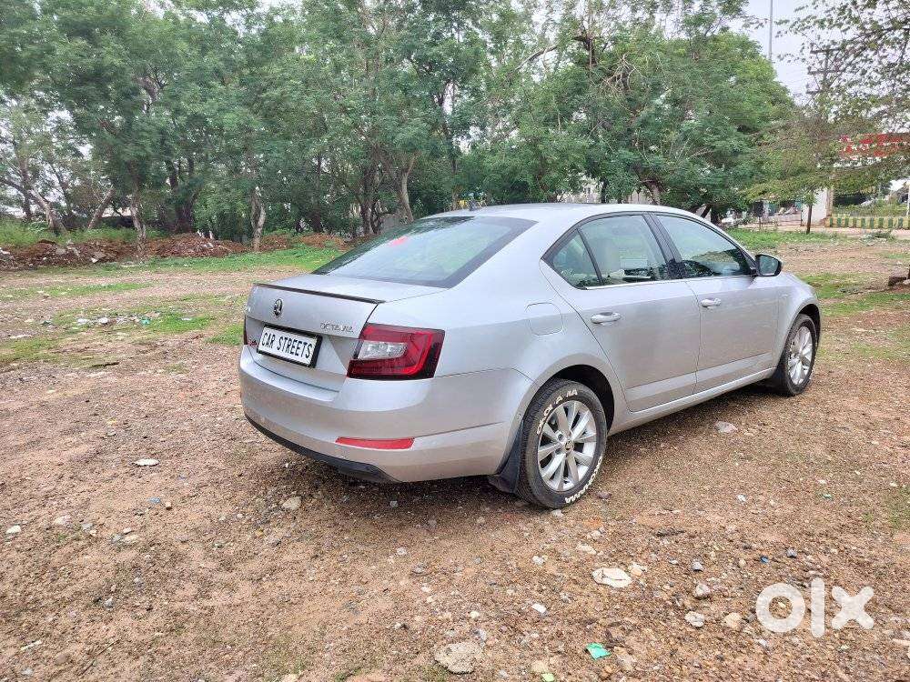 Skoda Octavia 1.8 Tsi Style Plus At, 2017, Petrol