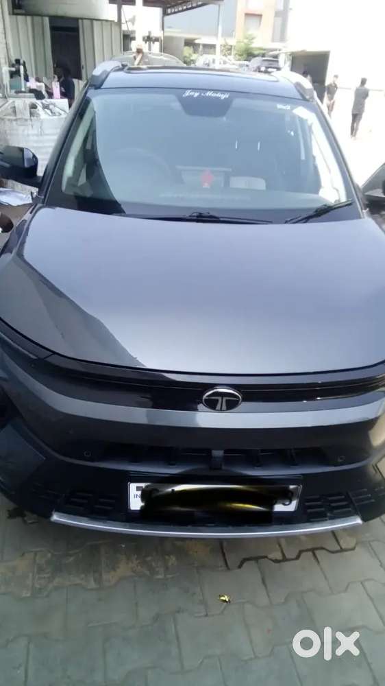 Tata Nexon 2025 Cng & Petrol 16800 Km Driven