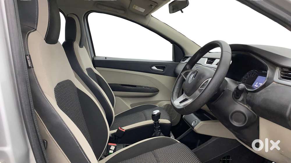 Renault Triber Rxz, 2019, Petrol