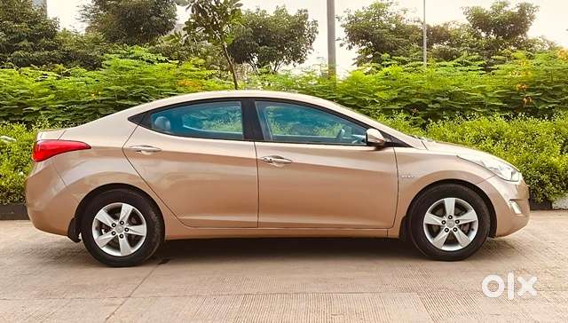 Hyundai Elantra 1.8 Sx Mt, 2015, Petrol