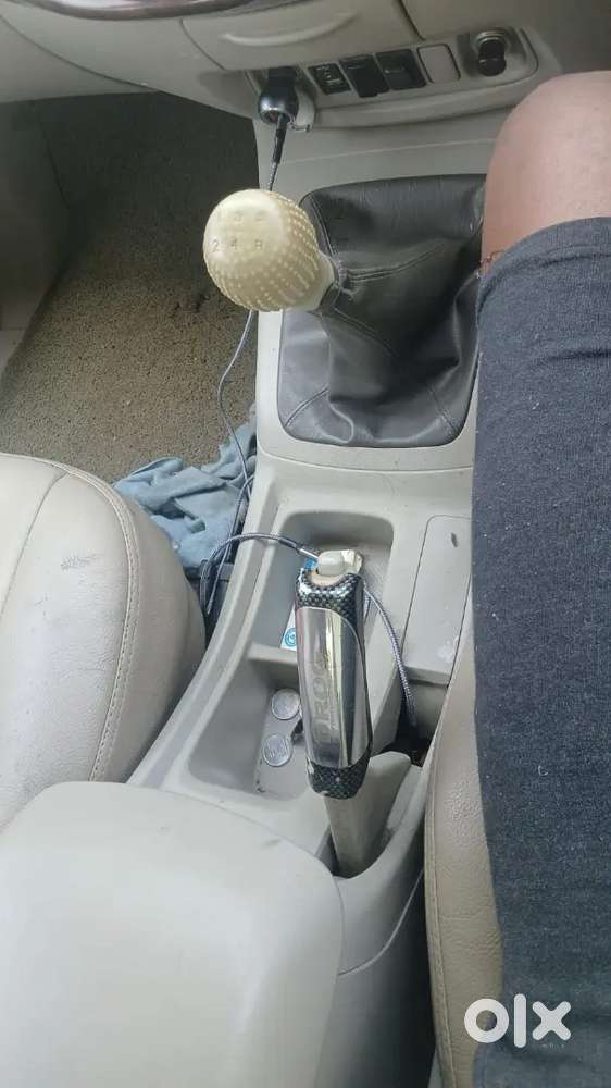 Toyota Innova 2012 Diesel Well Maintained