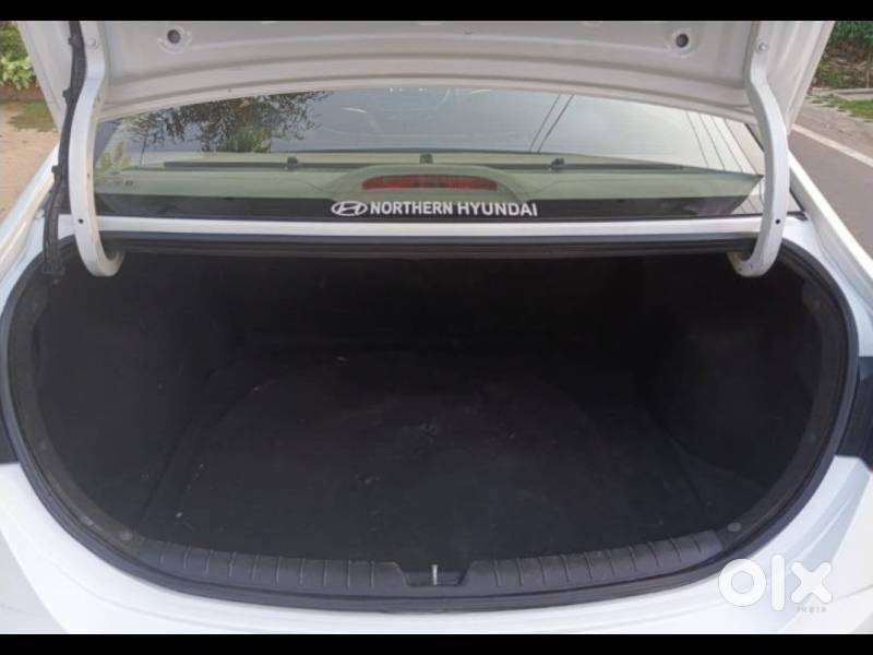 Hyundai Verna 1.5 Sx Diesel Mt, 2022, Diesel