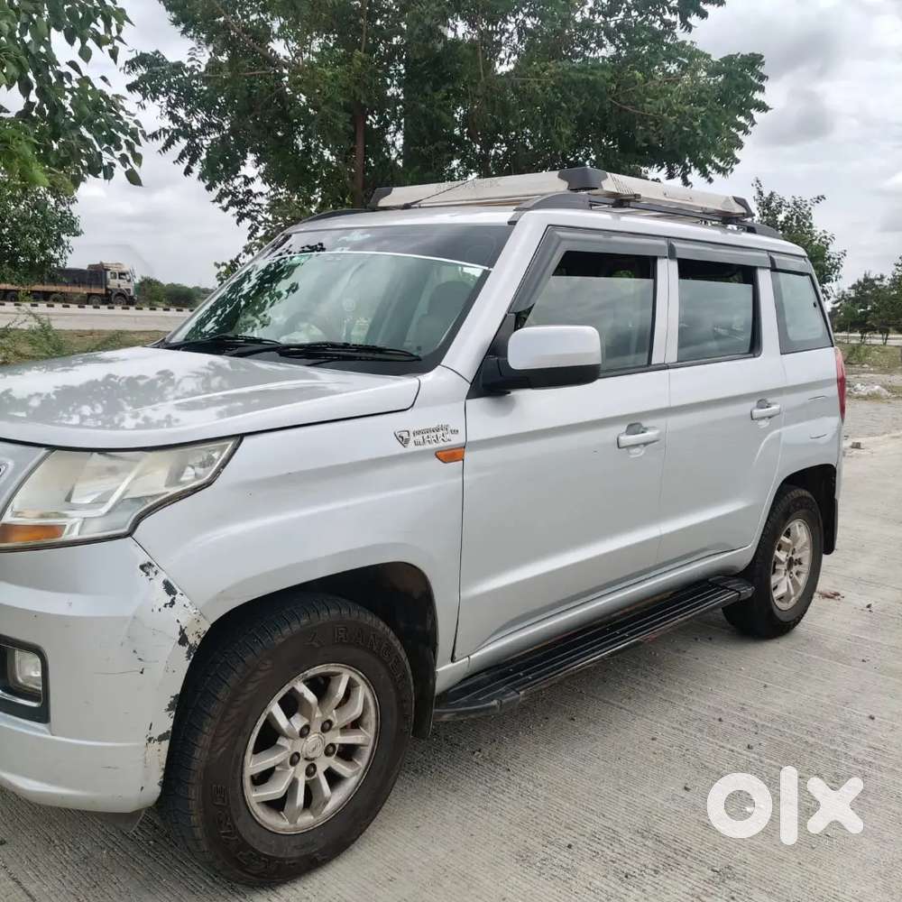 Mahindra Tuv 300 2017