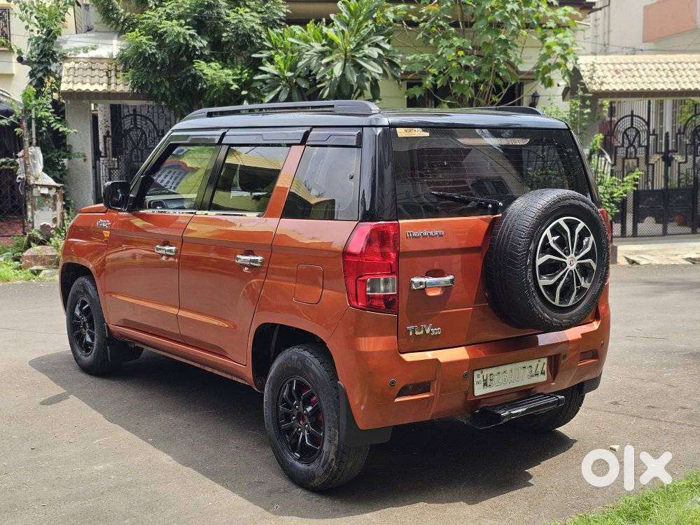 Mahindra Tuv 300 Mhawk100 T8 Dual Tone, 2017, Diesel