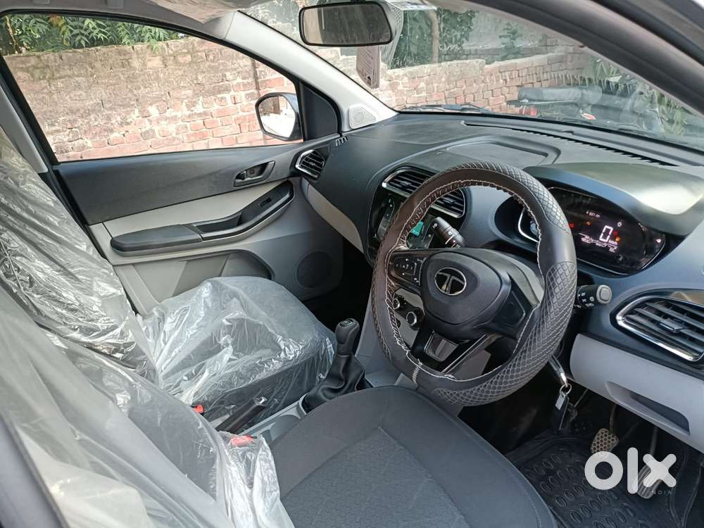 Tata Tiago 1.2 Revotron Xt (o), 2024, Petrol
