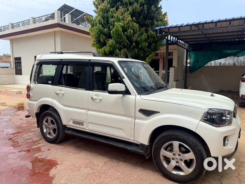 Mahindra Scorpio S11 Classic 2019