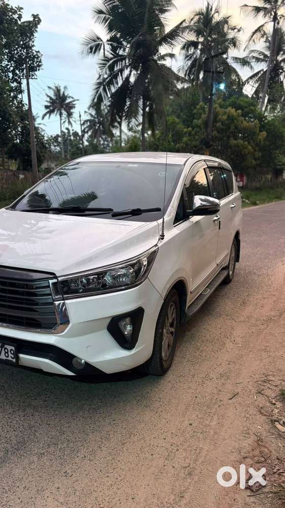 Toyota Innova Crysta 2017