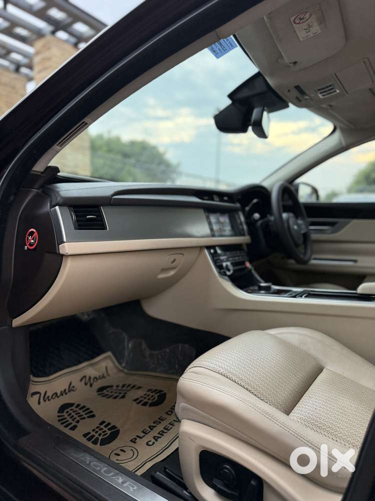 Jaguar Xf 2.0 Petrol Prestige, 2017, Petrol