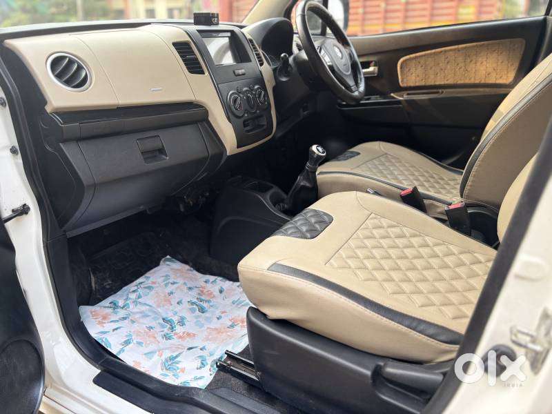 Maruti Suzuki Wagon R Stingray 1.0 Vxi Plus, 2017, Petrol