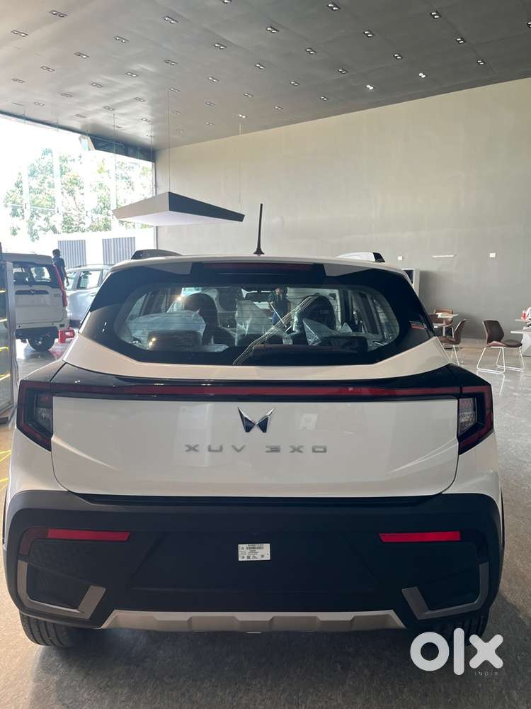 New Car From Mahindra Showroom Xuv 3xo 2026 Diesel