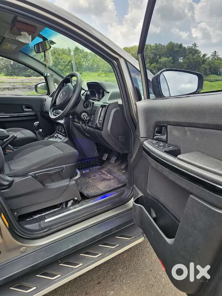 Tata Hexa 2.2 Xe 2019