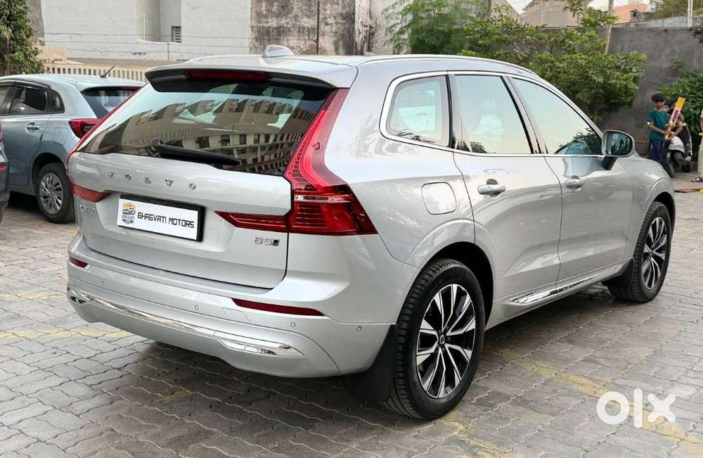 Volvo Xc60 D5 Awd Automatic, 2024, Petrol