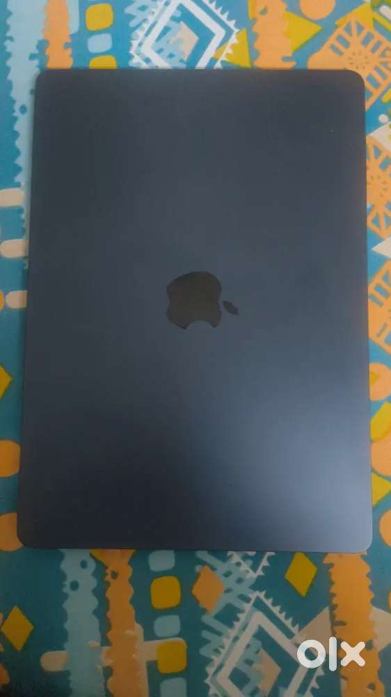 Apple mac air 4
