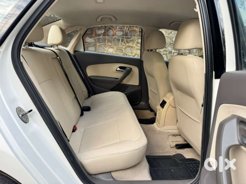 Volkswagen Vento Petrol Highline, 2013, Petrol