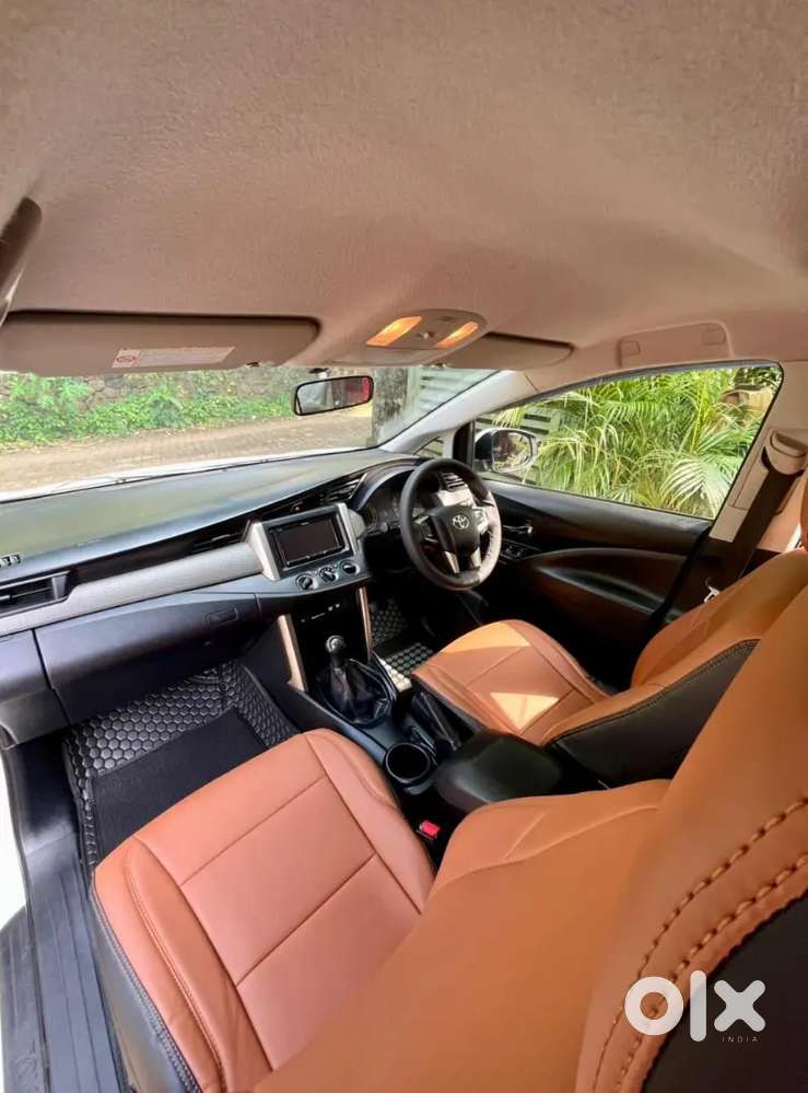 Toyota Innova Crysta 2017