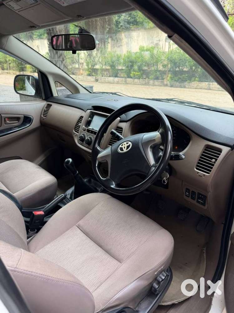 Toyota Innova 2.5 G (diesel) 7 Seater, 2016, Diesel