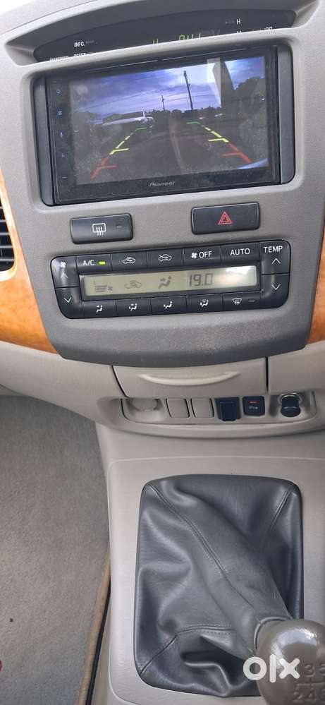 Toyota Innova 2.5 V 7 Str, 2011, Diesel