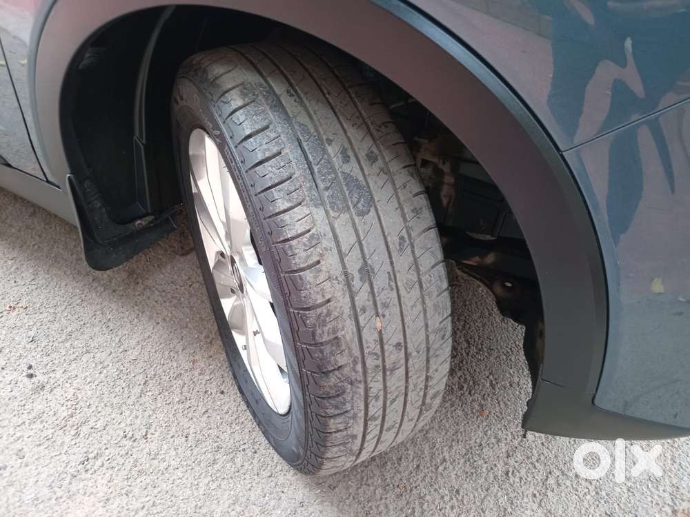 Mahindra Xuv300 W6, 2019, Petrol