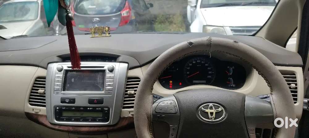 Toyota Innova 2012 Diesel Well Maintained