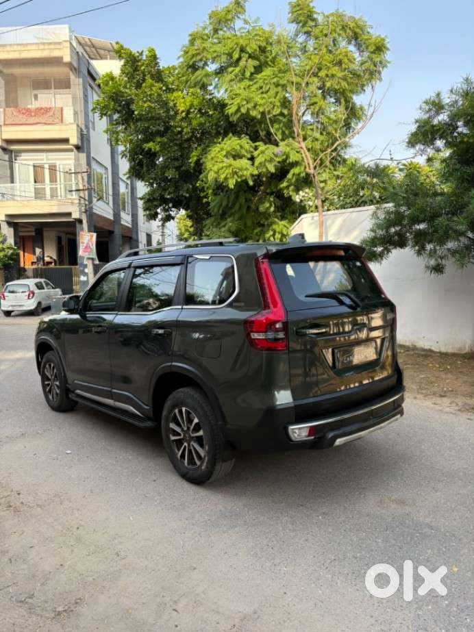 Mahindra Scorpio N Z2 Petrol Mt 7 Str, 2022, Petrol