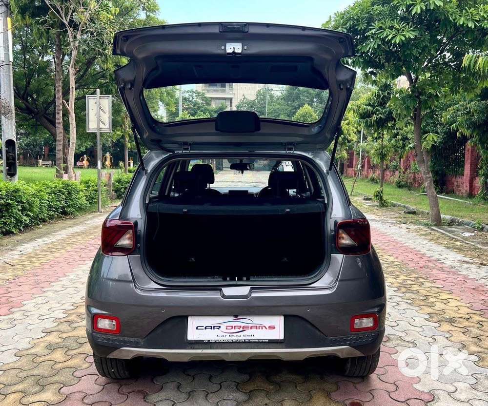 Hyundai Venue Sx Plus Turbo Dct, 2020, Petrol