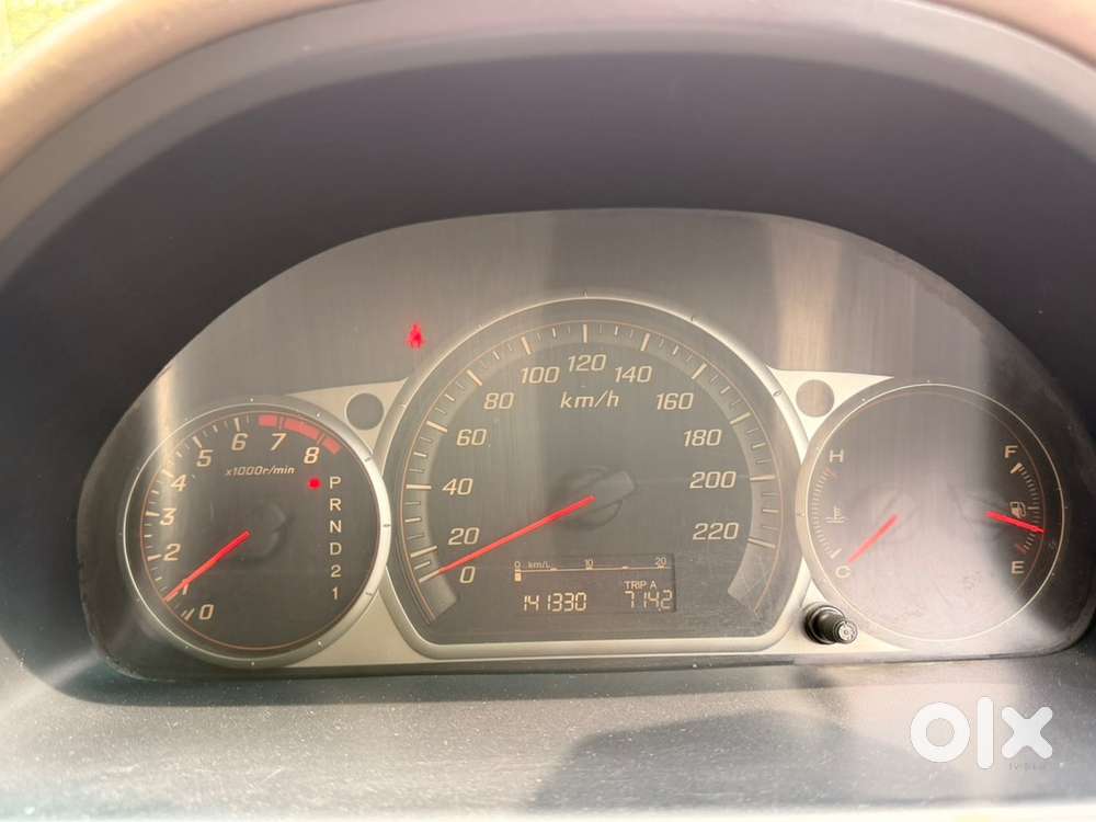 Honda Cr-v Petrol (automatic)