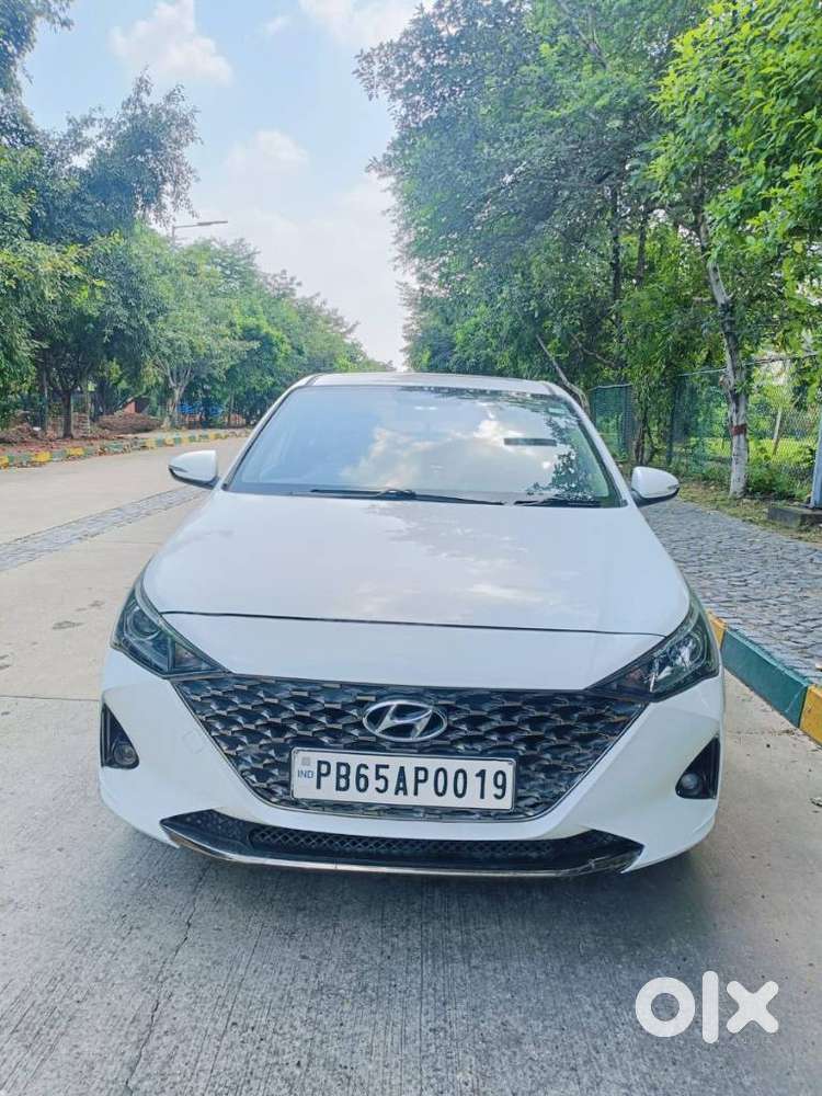 Hyundai Verna Sx 1.5 Petrol Ivt, 2021, Petrol