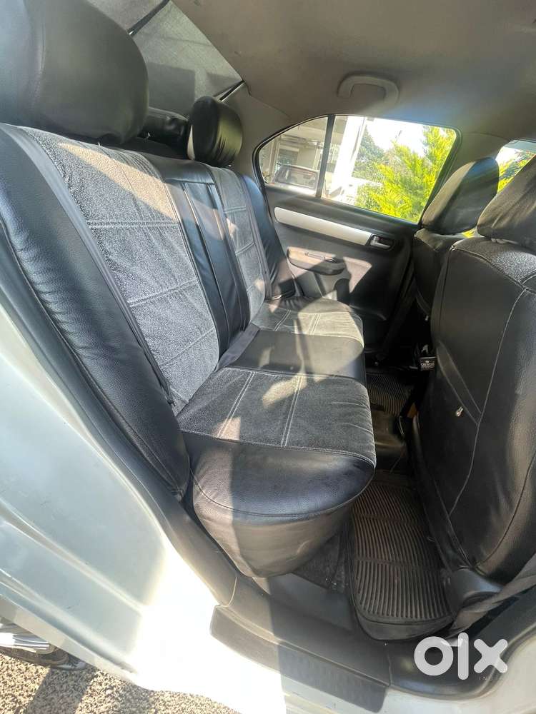 Maruti Suzuki Swift Dzire Vxi, 2012, Petrol