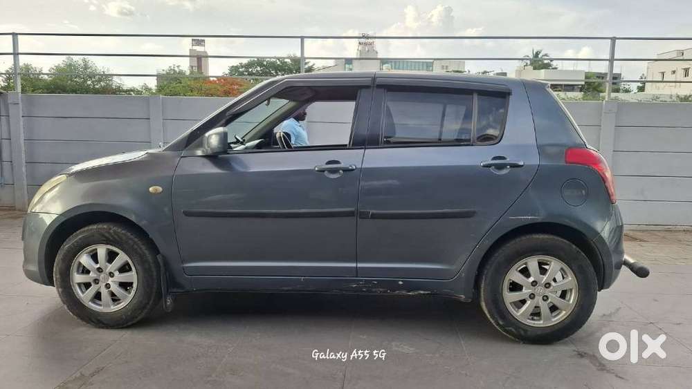 Maruti Suzuki Swift Zxi Abs, 2009, Petrol