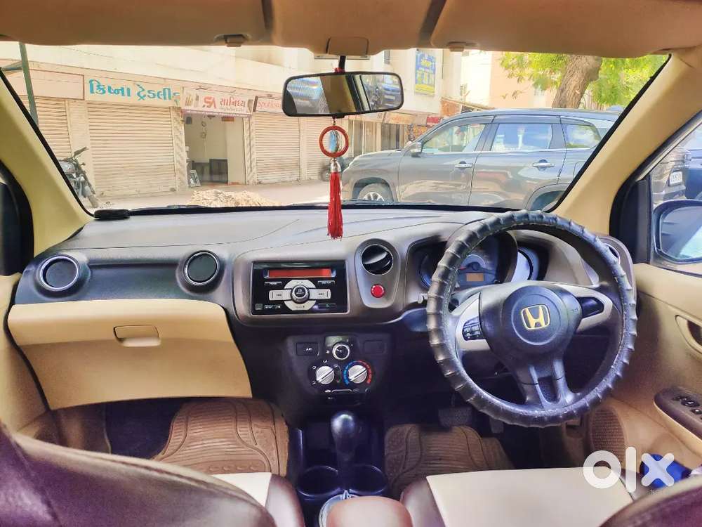 Ladies Driving.
Honda Amaze 2013 Cng & Hybrids Well Maintained