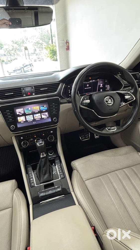 Skoda Superb 2.0 Tsi At L&k, 2021, Petrol