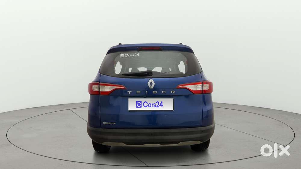 Renault Triber Rxz, 2022, Petrol