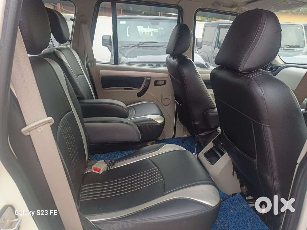 Mahindra Scorpio S11 Mt 7s, 2022, Petrol
