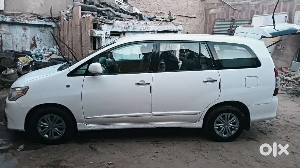 Toyota Innova 2010 Diesel 470605 Km Driven