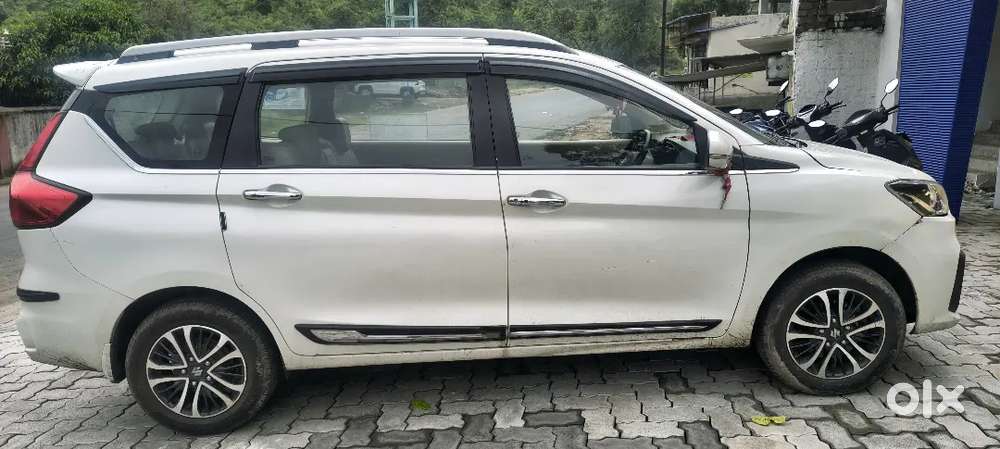 Maruti Suzuki Ertiga 2023 Petrol 35000 Km Driven