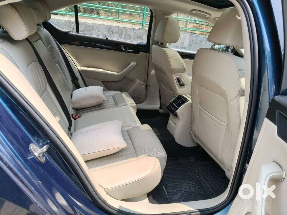 Skoda Superb 2.0 Tsi At L&k, 2021, Petrol