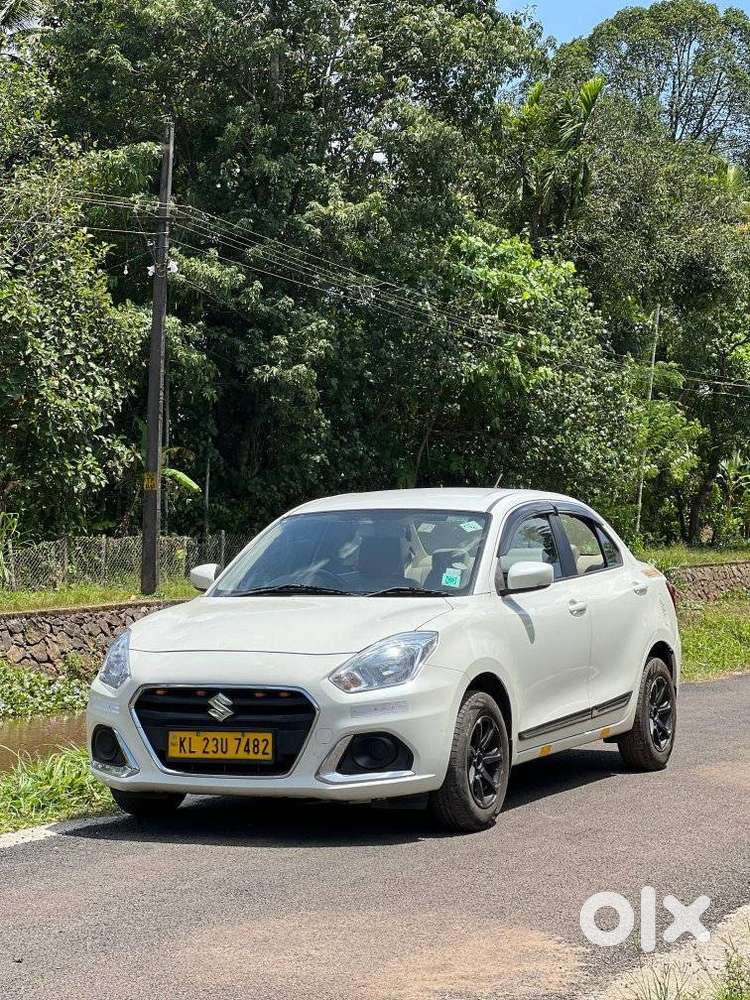 Maruti Suzuki Swift Dzire, 2022, Petrol