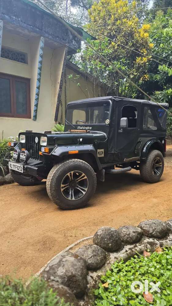 Mahindra Jeep