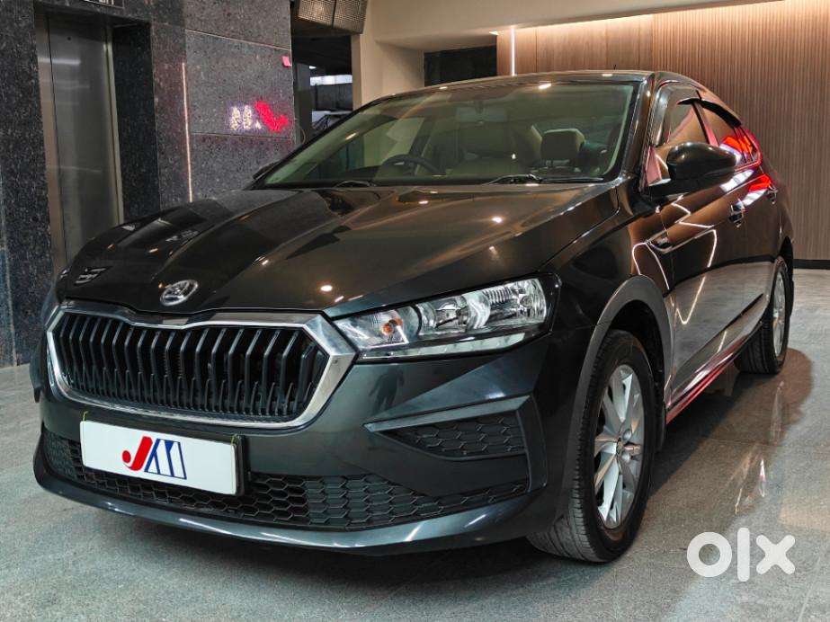 Skoda Slavia 1.0 Active Tsi, 2022, Petrol