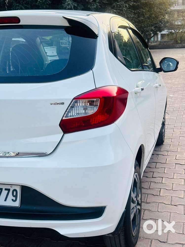 Tata Tiago Xz, 2022, Cng & Hybrids