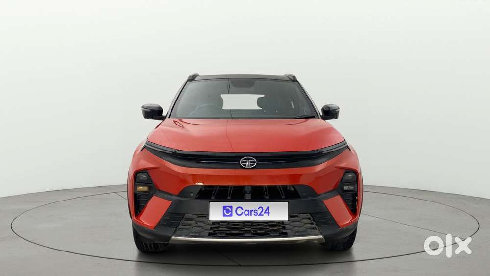 Tata Nexon Fearless Plus S Purple 1.5 Revotorq Diesel 6amt Dual Tone..