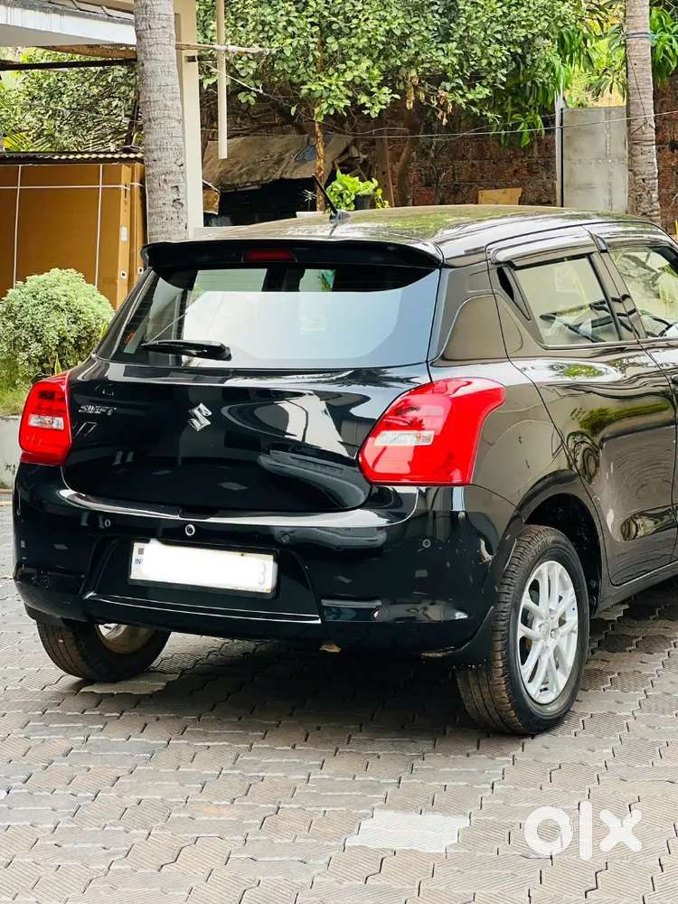 Maruti Suzuki Swift 2023 Petrol 35000 Km Driven