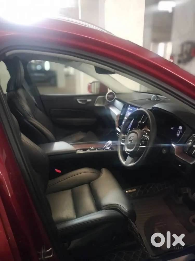 Volvo Xc60 2024 Petrol 4220 Km Driven