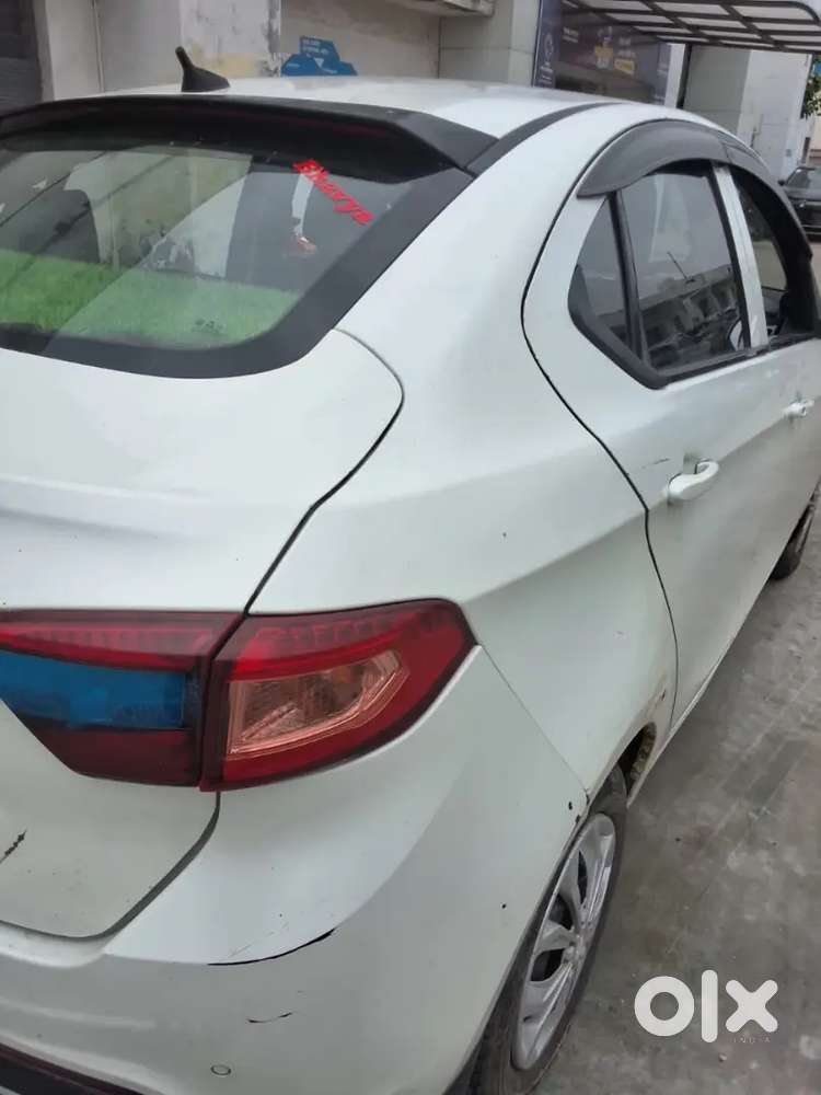 Tata Tigor Revotron Xt 2017