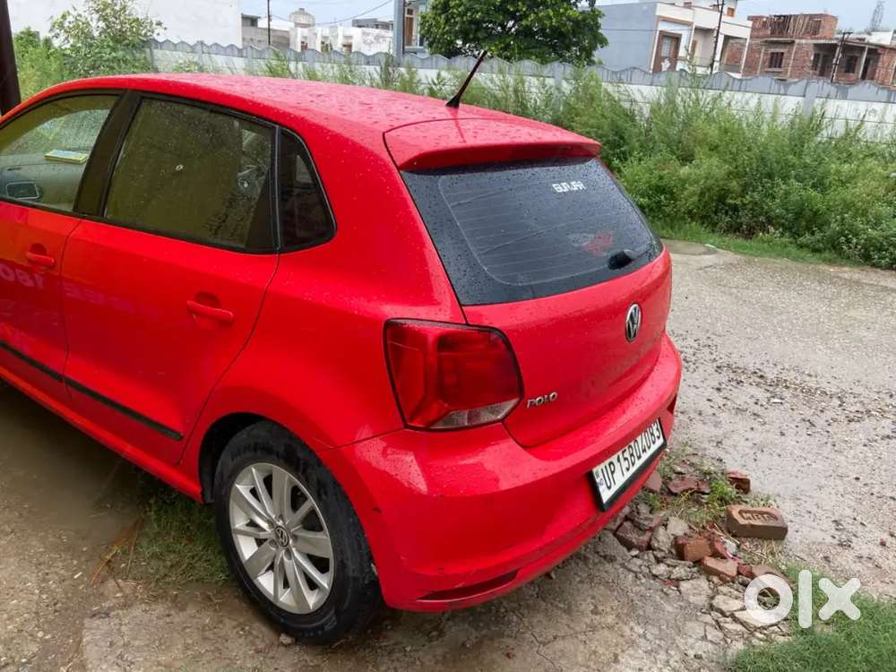 Volkswagen Polo Highline 2015 Car