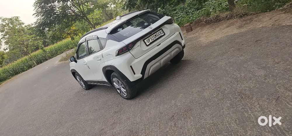 Maruti Suzuki Fronx 2025 Cng & Hybrids 10400 Km Driven
