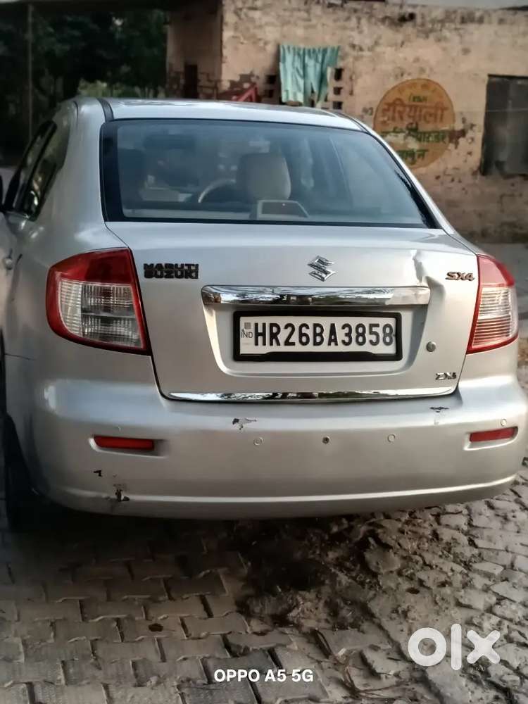 Sx4 Maruti Suzuki Zxi Petrol Cng Top Model Third Owner