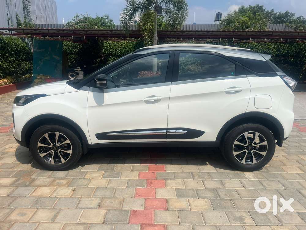 Tata Nexon 1.2 Revotron Xz Plus, 2020, Petrol